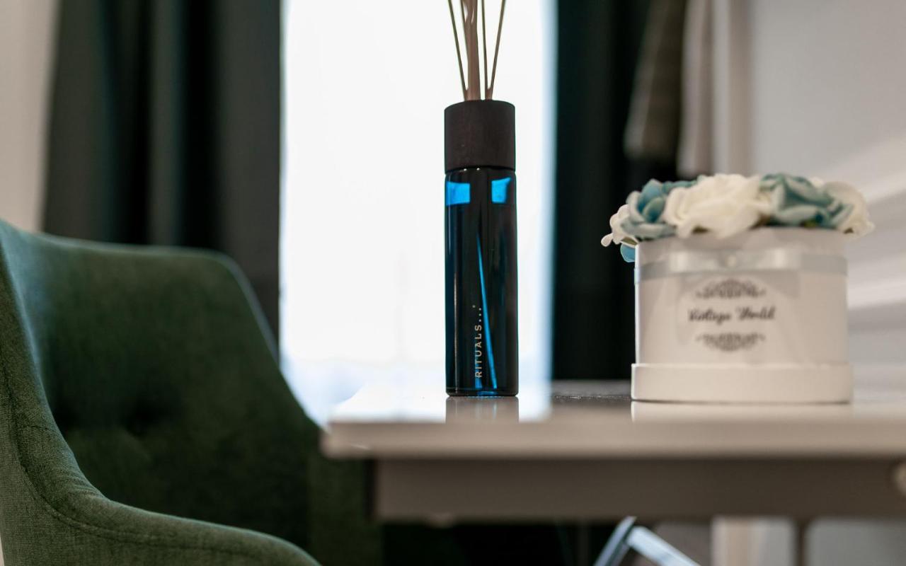 Catalog Boutique Rooms Ντέμπρετσεν Εξωτερικό φωτογραφία